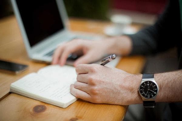 Building a Real-Time Feature Store
